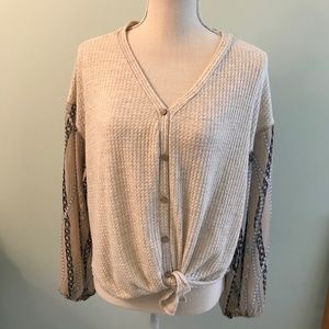 Blu-Pepper top
